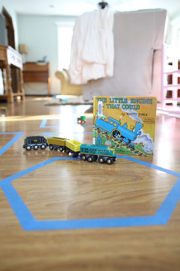 Tracing Shapes with Trains