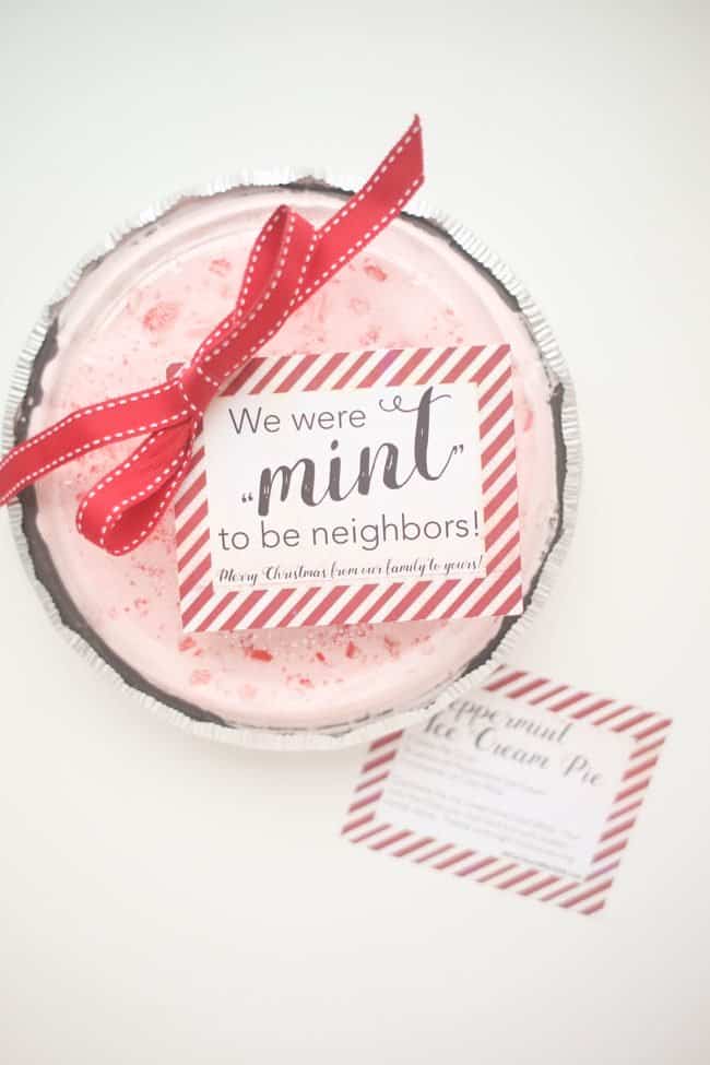 Neighbor Gift:  Peppermint Ice Cream Pie with Free Printable